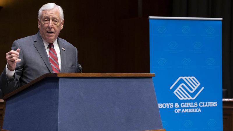 Hoyer speaking to Boys & Girls Clubs of America