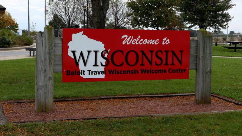 "Welcome to Wisconsin" sign in 2018