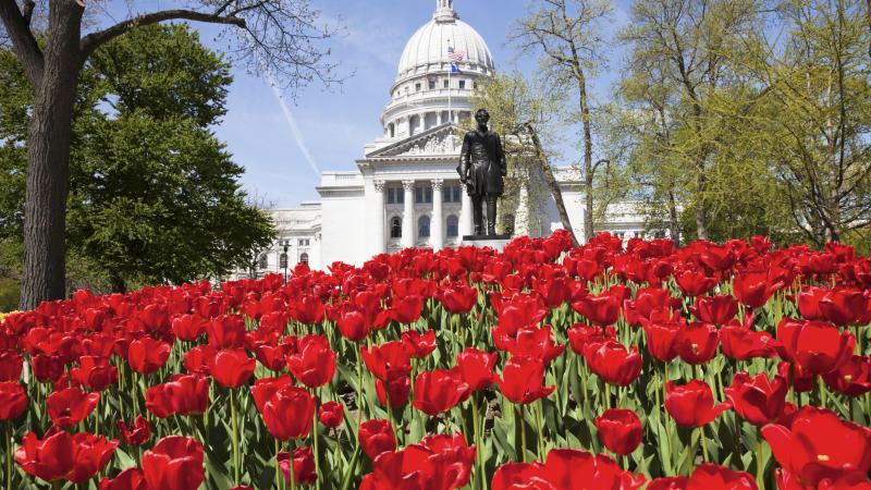 Statue of Hans Christian Heg
