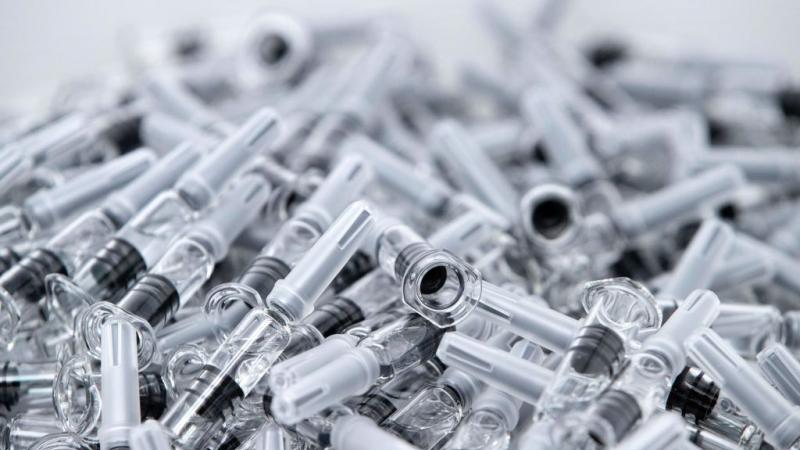 Hypodermic needles