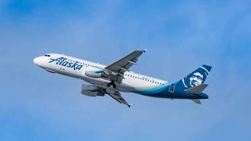 Alaska Airlines Airbus A320-214 takes off from Los Angeles international Airport on January 13, 2021.