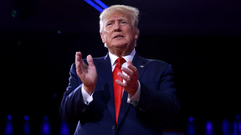 DonaldTrumpCpac2022Clap