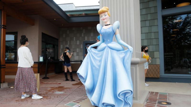 A statue of Cinderella at Walt Disney World.