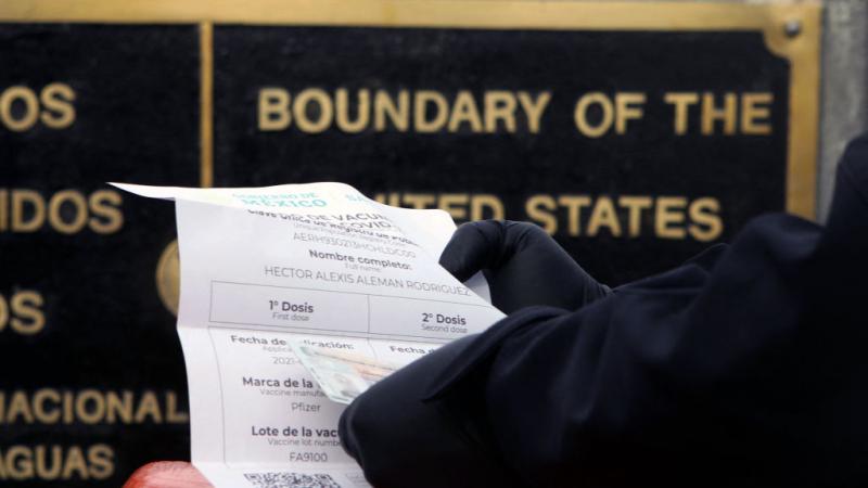 A CBP agent at the US/Mexico border