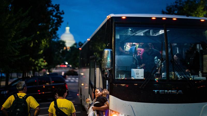 Migrant bus, Washington, D.C., Aug. 11, 2022