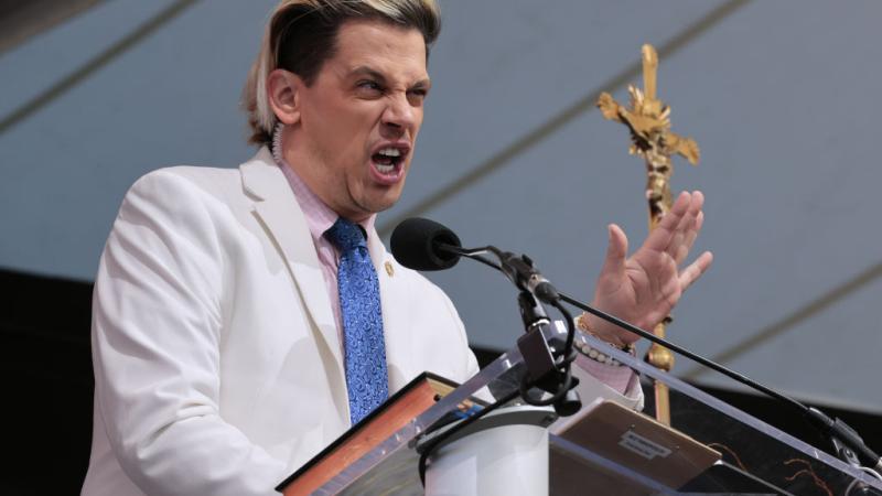 Milo Yiannopoulos, Nov. 2021