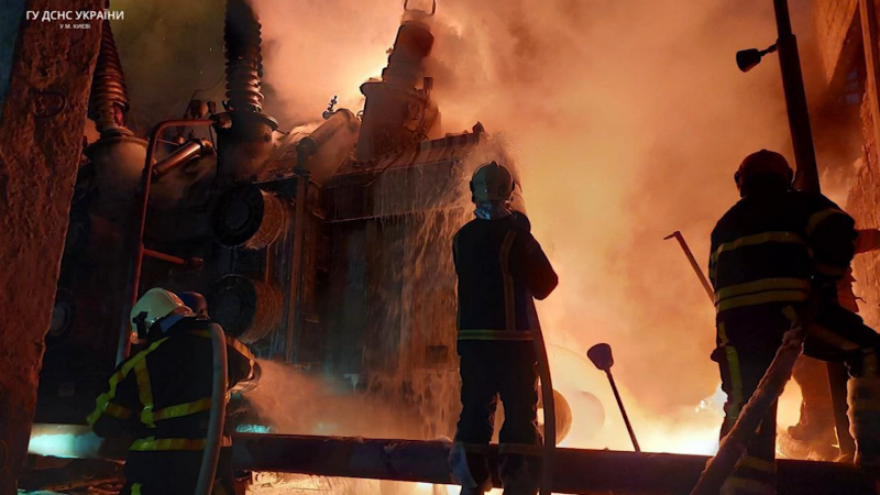 Firefighters battle flames in Kyiv