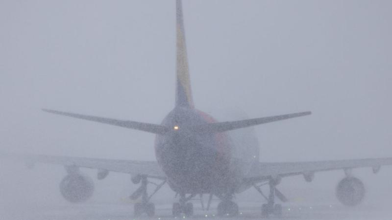 Snow plane