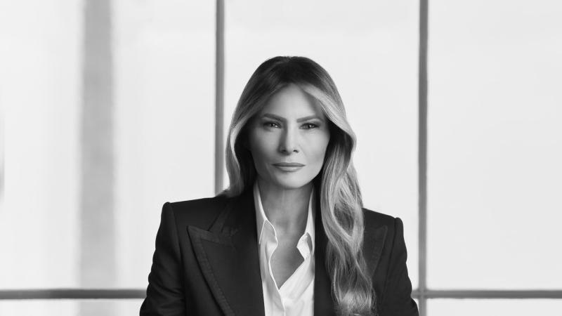 Melania Trump White House portrait