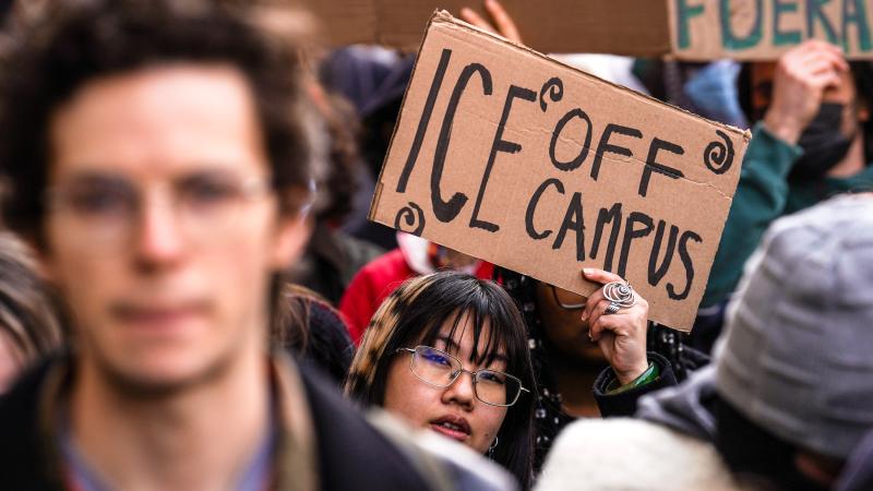 Students protest at Columbia University 