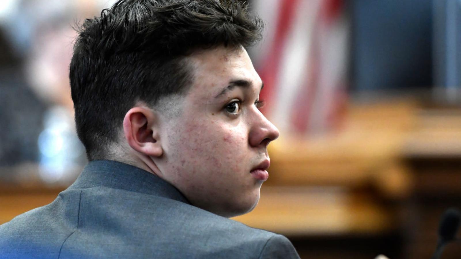 Jury selection underway in Kyle Rittenhouse murder trial