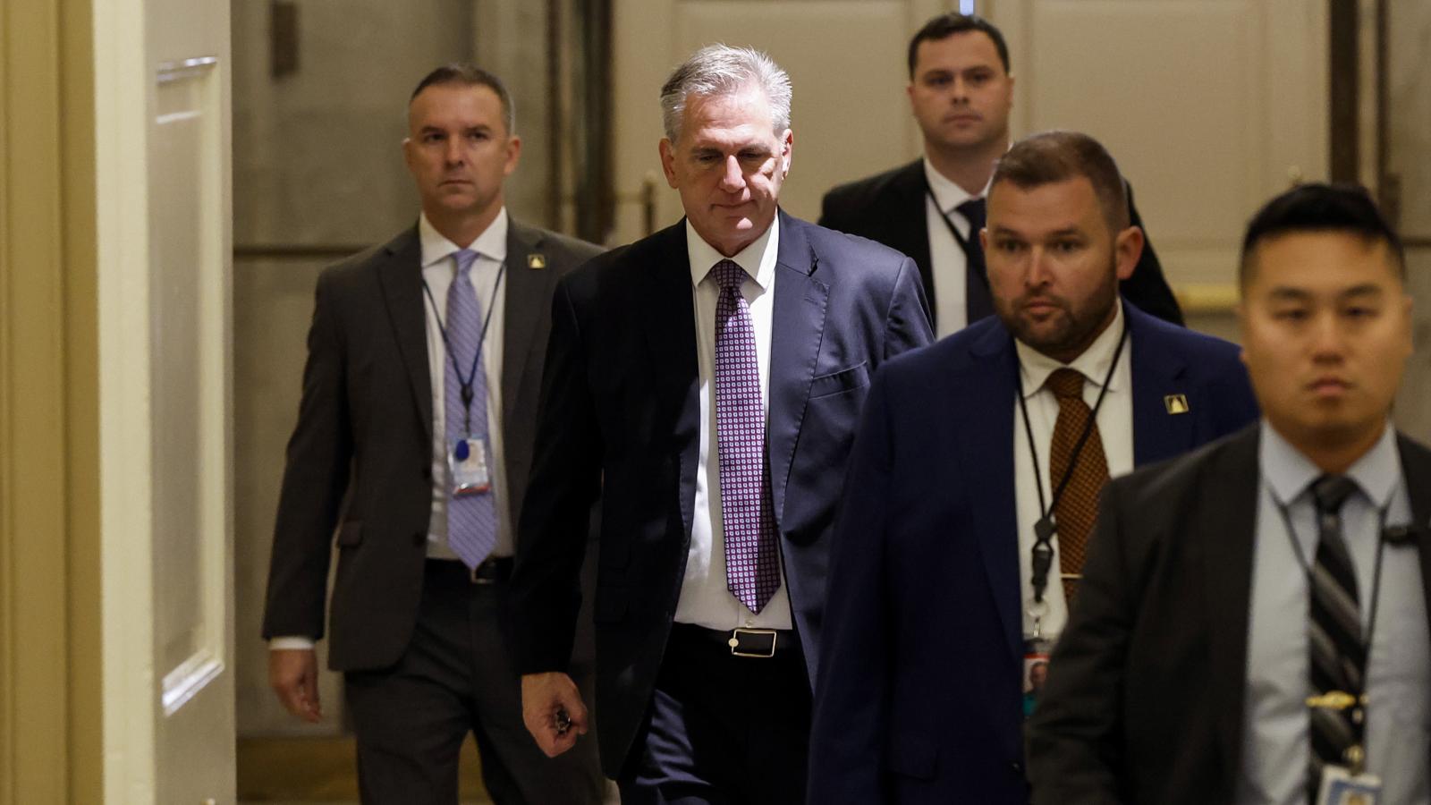 WASHINGTON, DC - SEPTEMBER 29: U.S. Speaker of the House Kevin McCarthy (R-CA) arrives to the U.S. Capitol Building on September 29, 2023 in Washington, DC. Congress continues to work to reach a compromise on a spending bill to avert a government shutdown by the end of the month. (Photo by Anna Moneymaker/Getty Images)