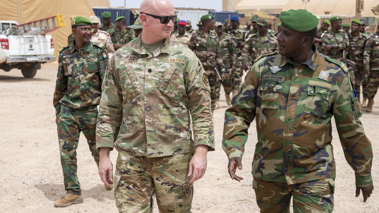 U.S. Lt. Col. John Barrett, Niger Armed Forces Training Director Col. Ben Ibrahim, March 11, 2023, Niger
